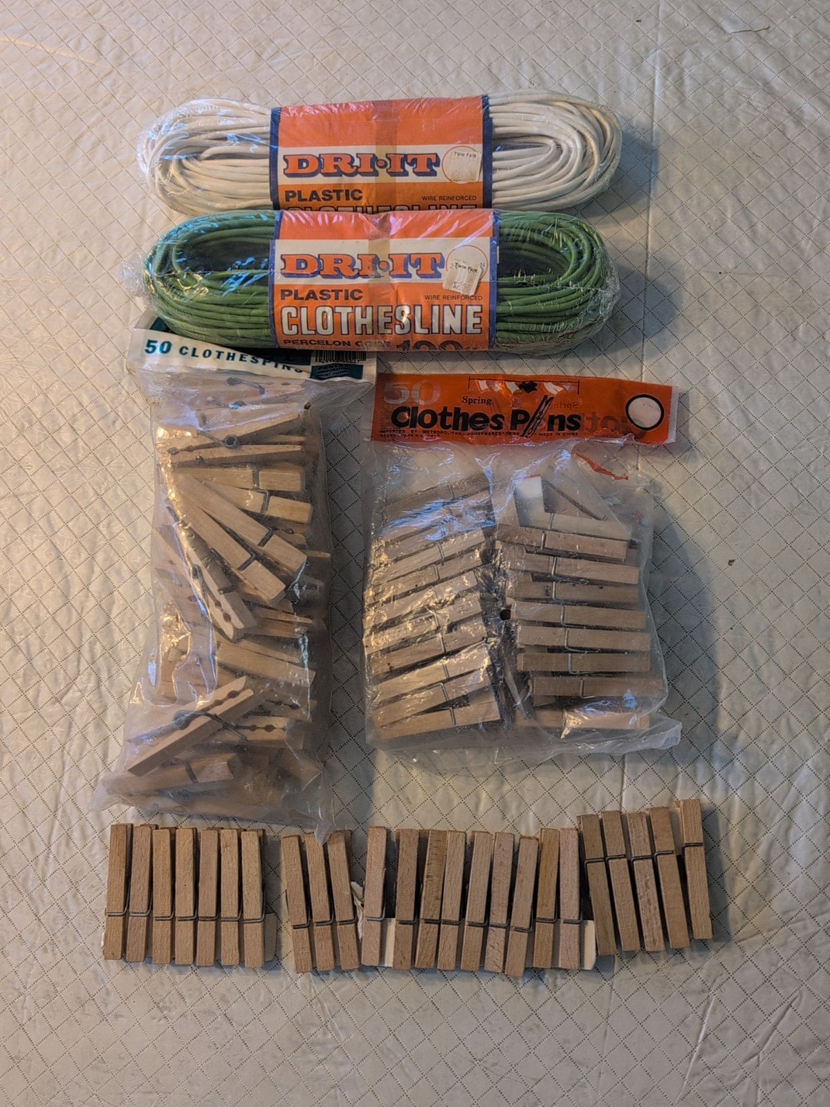 Vintage Lot Plastic Clothesline 200 Ft Plus Wooden Metal Spring Clothes Pins