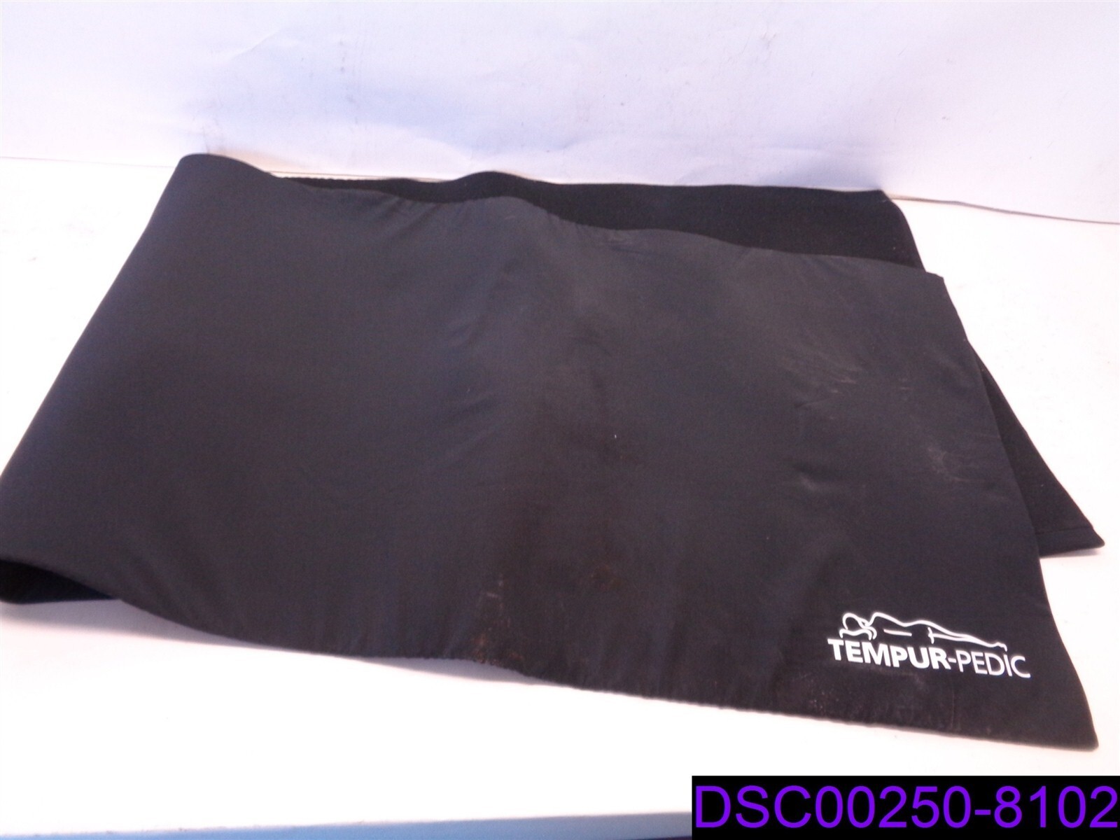 Colonial LLC Tempur-Pedic 18" x 56" Display Footrest Bed Pad Protector
