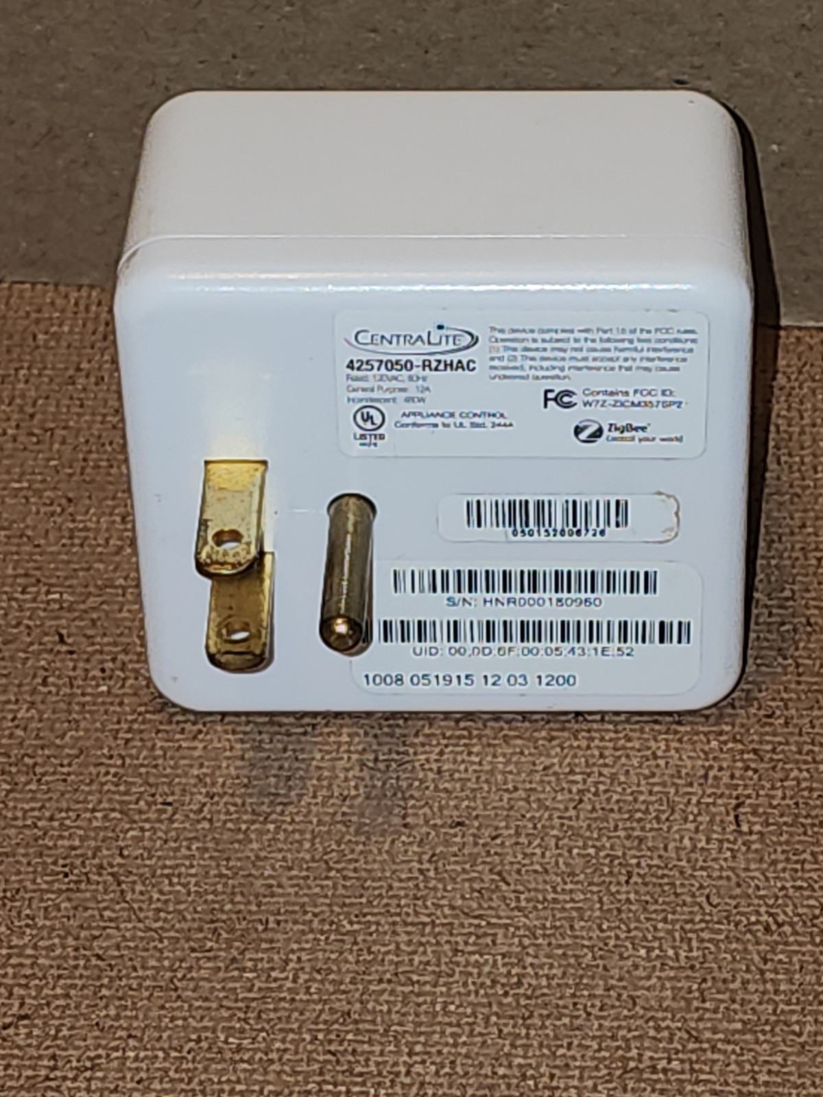 Centralite 4257050-RZHAC Zigbee On/off Appliance Control Smart Switch Plug