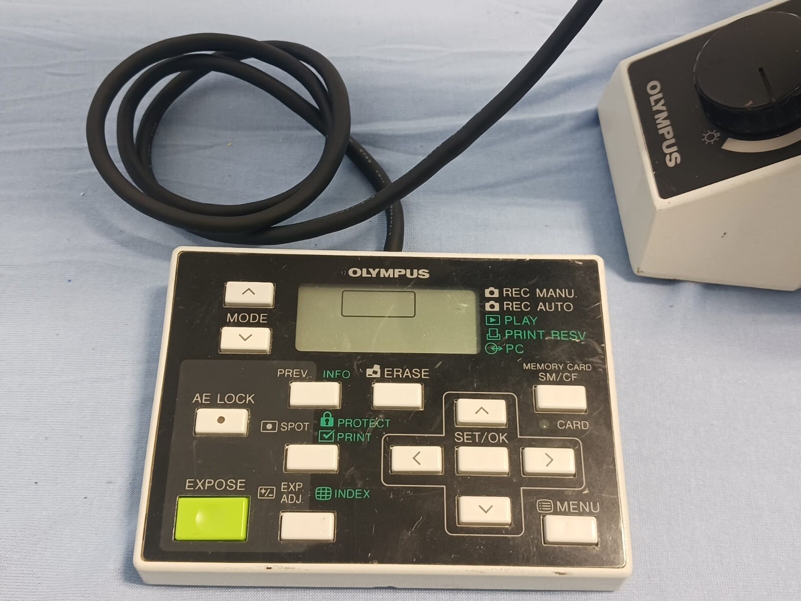 Olympus CK40-F100 Inverted Microscope w/ DP11-N Camera Control Unit 4X Objective