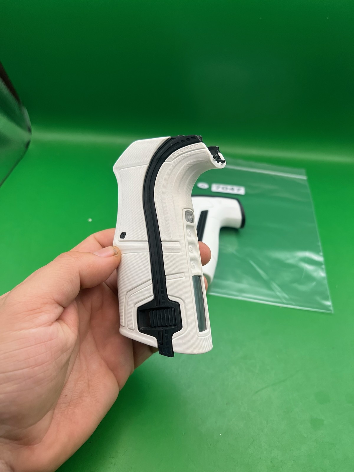 Planet Eclipse Ego / ETEK Grip Panels White Black