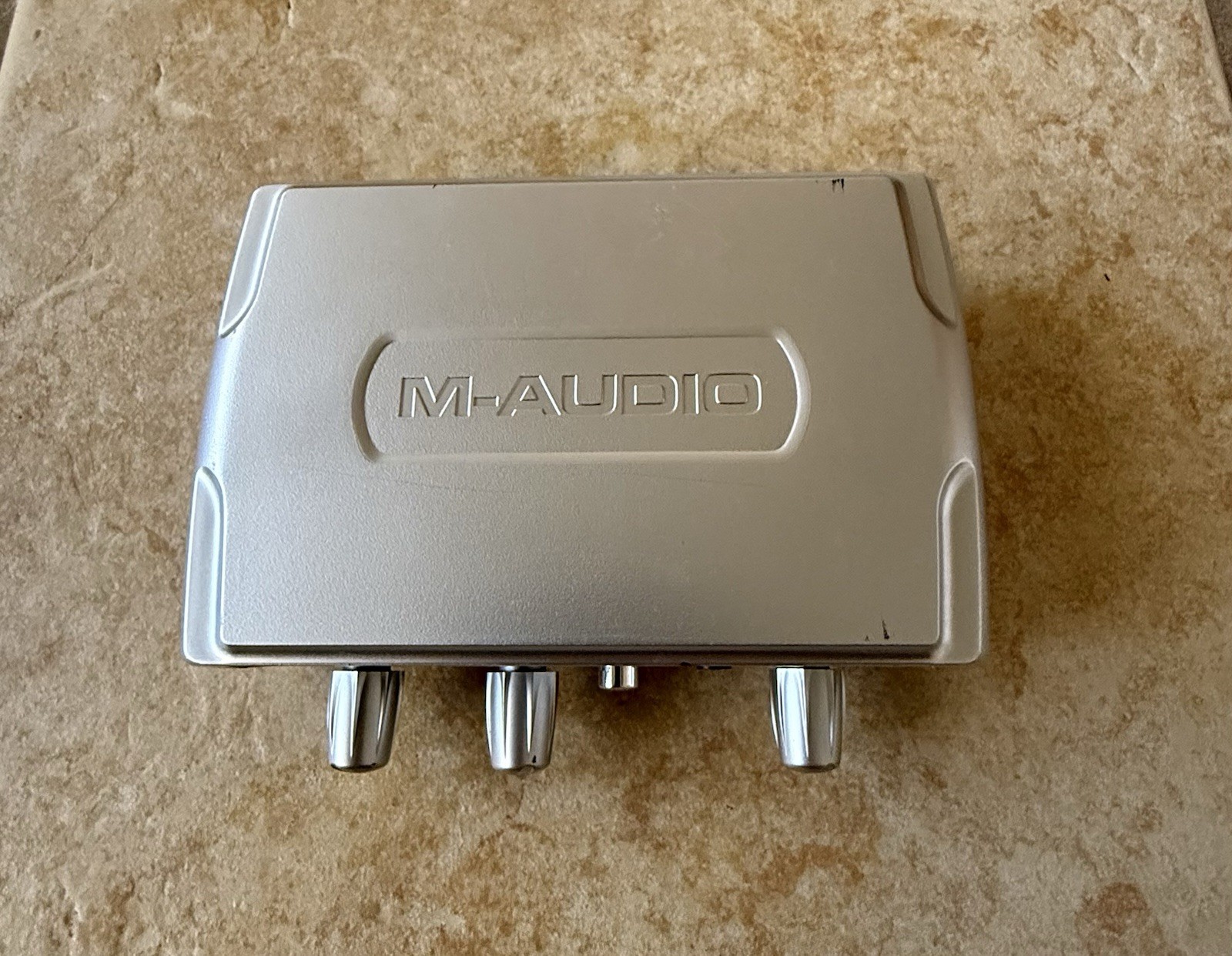 M-Audio Fast Track Guitar Instruments Mic Recording USB Digital Interface
