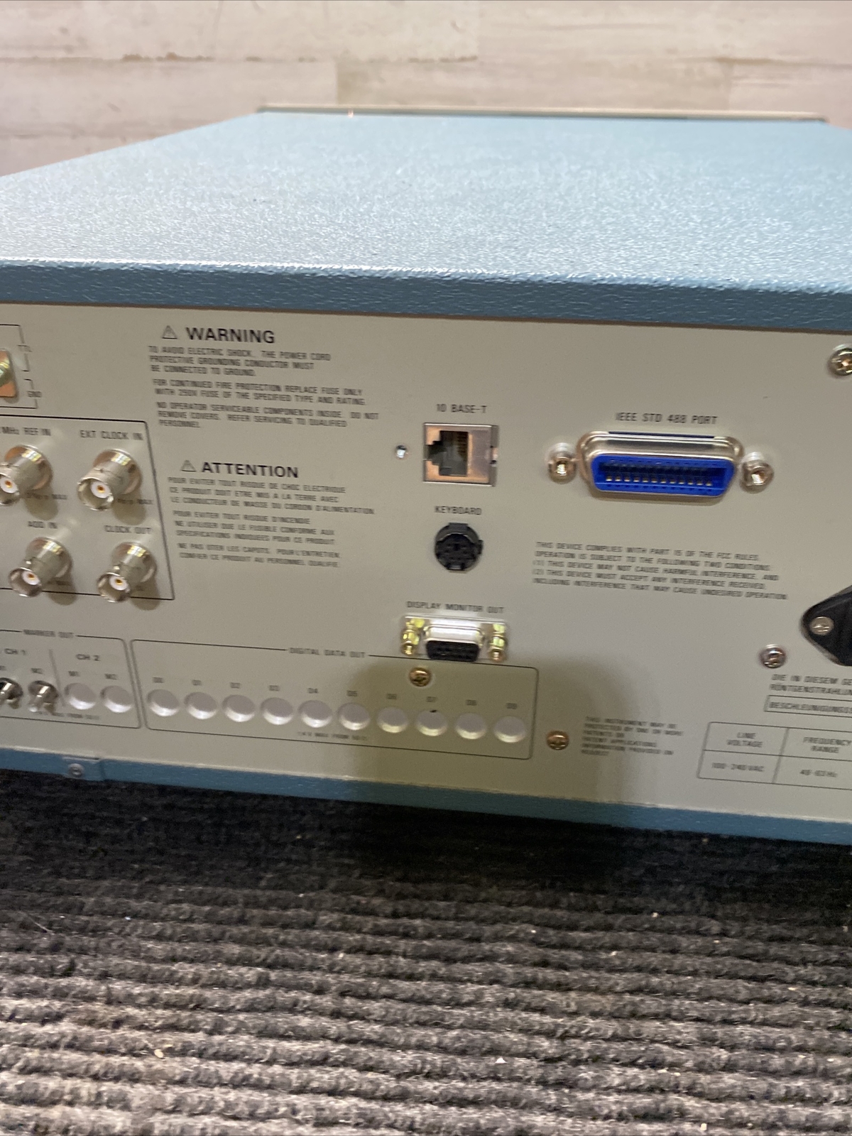 Tektronix Sony AWG510 Arbitrary Waveform Generator 1GS/s