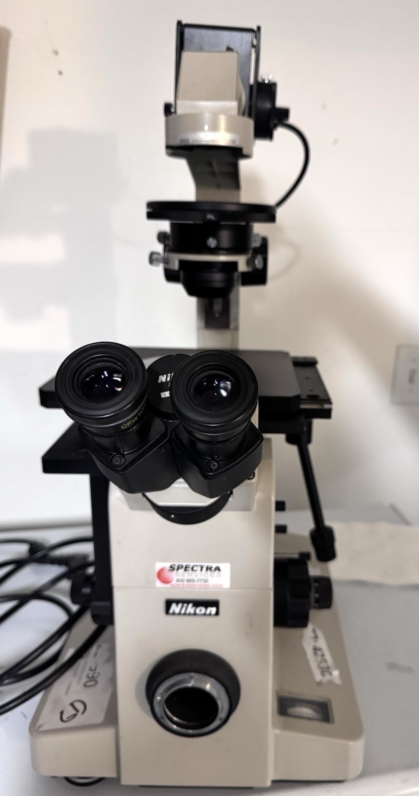 Nikon Diaphot Inverted Phase Contrast Microscope With 3 Objectives