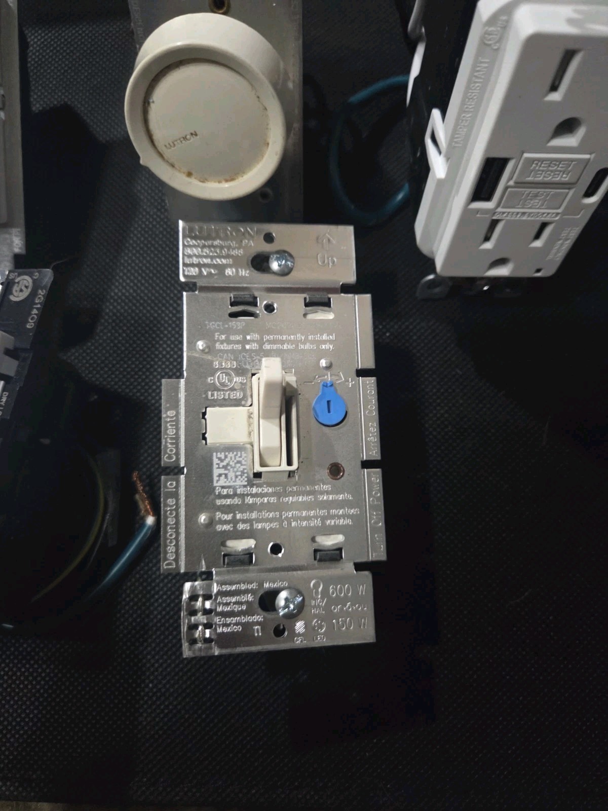 Receptacal Switch Lot Leviton Lutron 6 Pcs