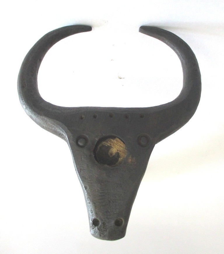ANTIQUE FIGURAL HAMMER TOOL UNUSUAL RARE BULL HEAD LONG HORNS .