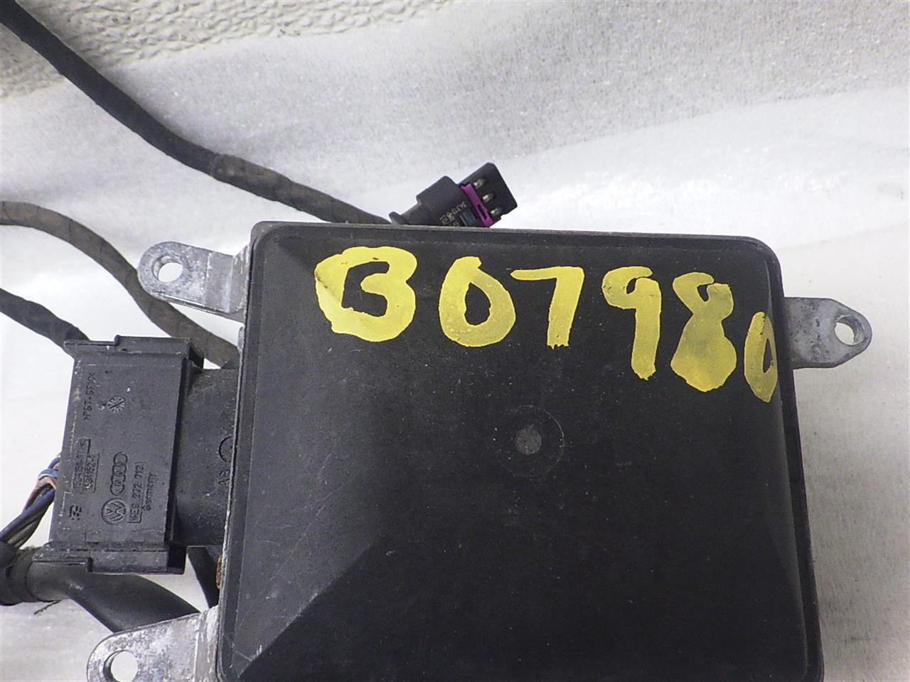 Audi S5 2013-2017 Blind Spot Detection System Warning Control Module 1052
