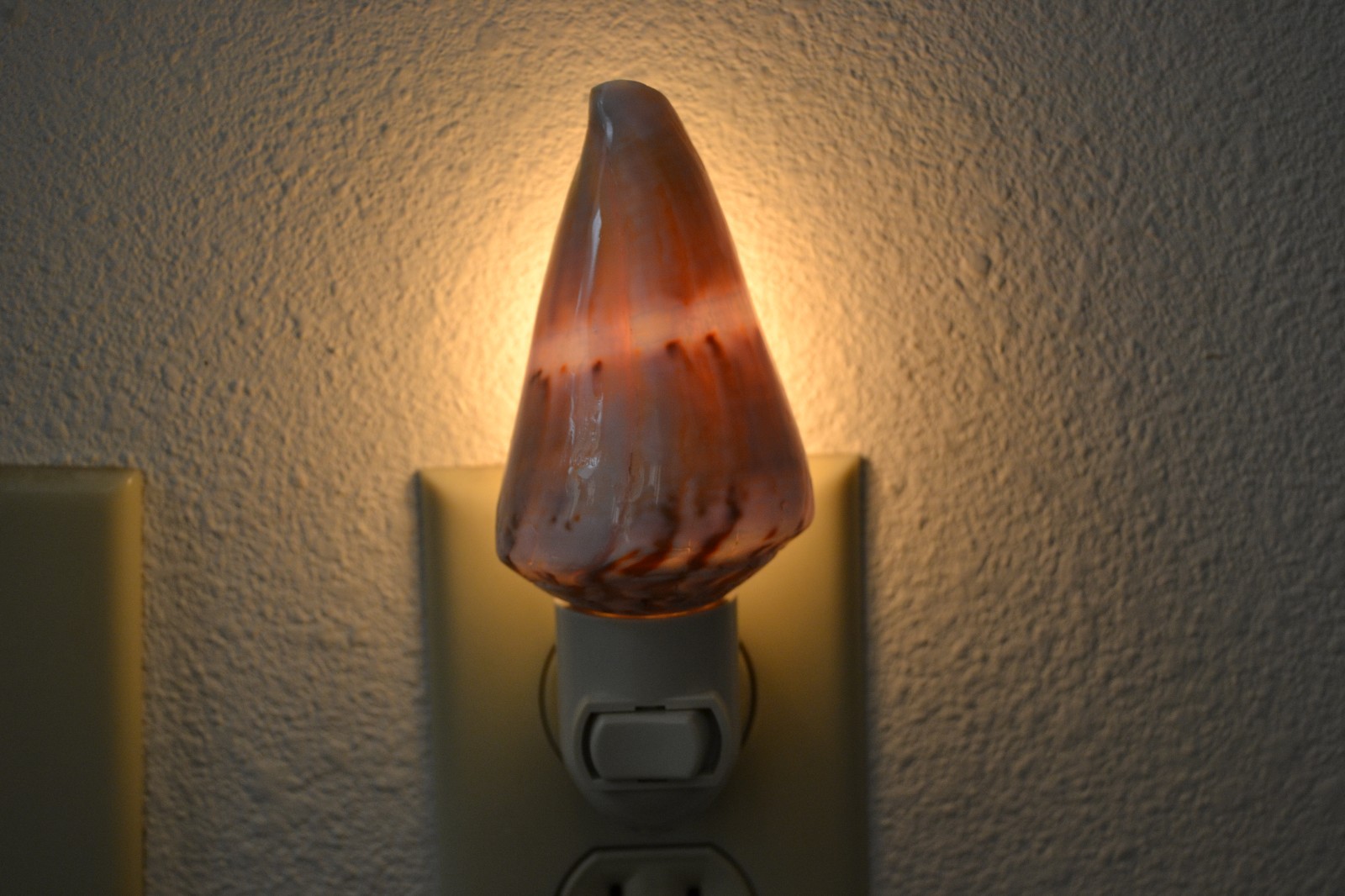 OLIVE GREEN CONE SEA SHELL NIGHT LIGHT BATHROOM KITCHEN #7255