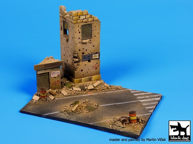 Black Dog 1/72 Middle East Street Section Diorama Base (150mm x 110mm) D72010