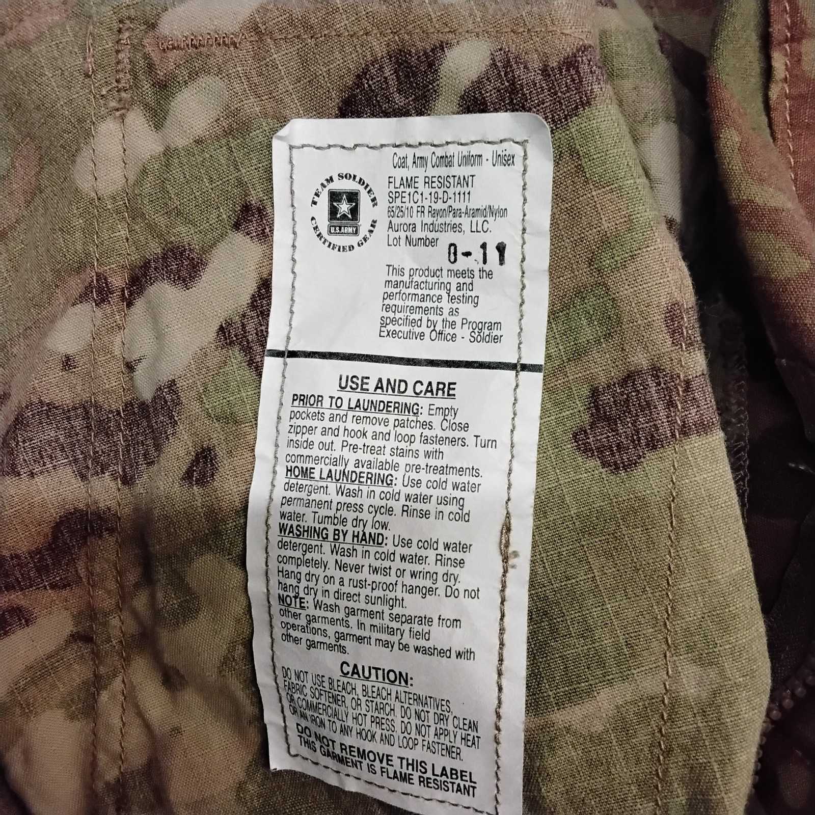 US OCP FRACU Combat Uniform Set – Flame Resistant Jacket & Pants Small-Regular