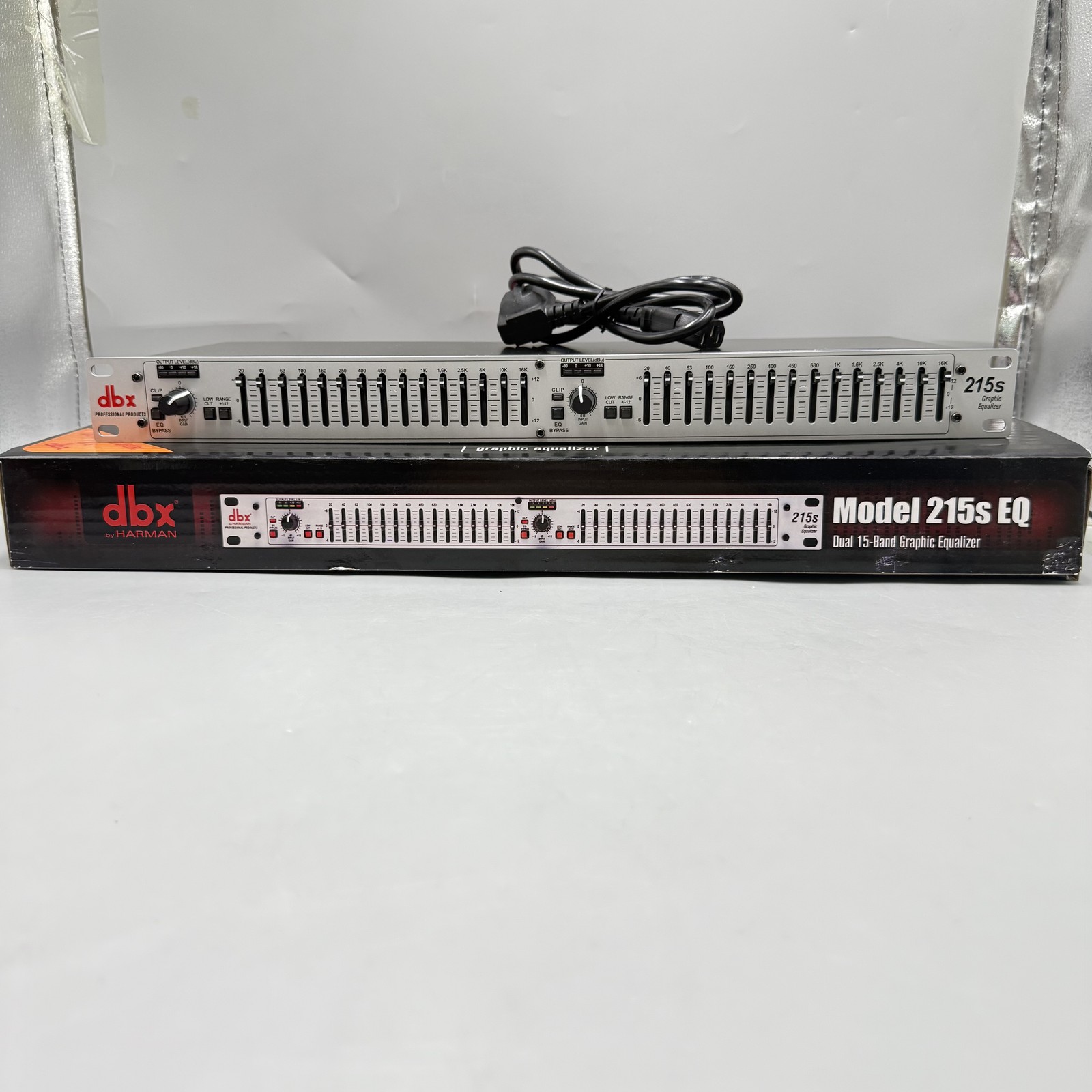 DBX 215s 15-Band Dual Channel Graphic Equalizer Switchable ±6 or ±15 dB
