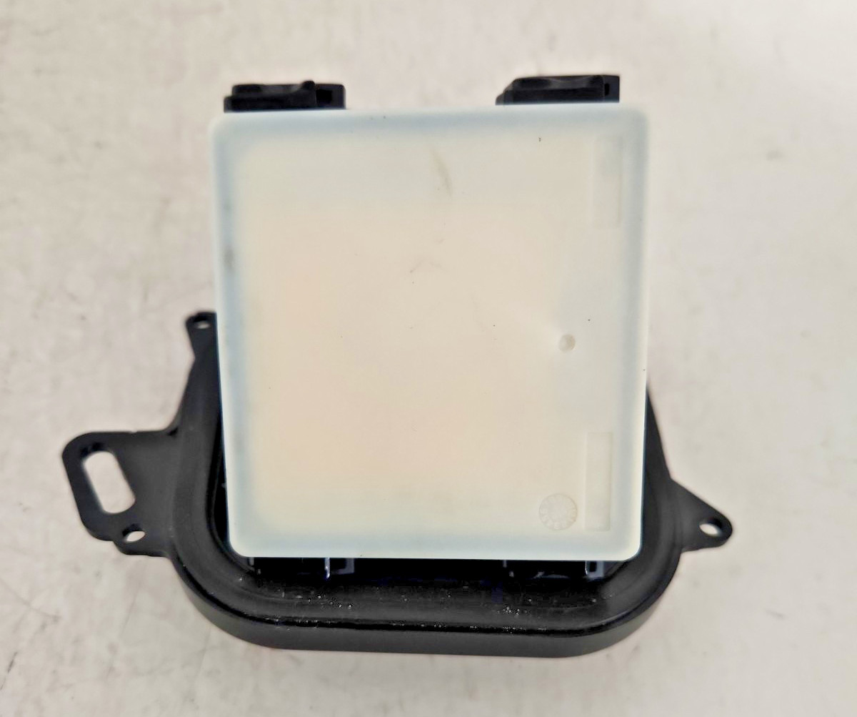 2024 2025 Ford Ranger Passenger Right RH Tail Light Blind Spot Sensor OEM 2266
