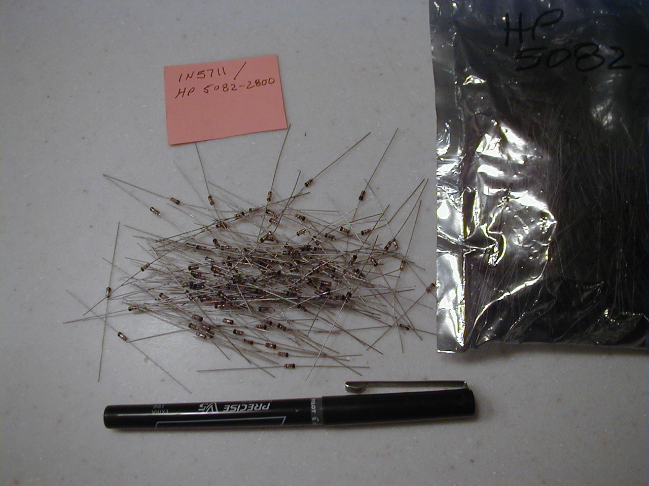 Hewlett Packard RF GP Schottky Diode type 5082-2800, NOS, 6 pcs Mixers,detectors