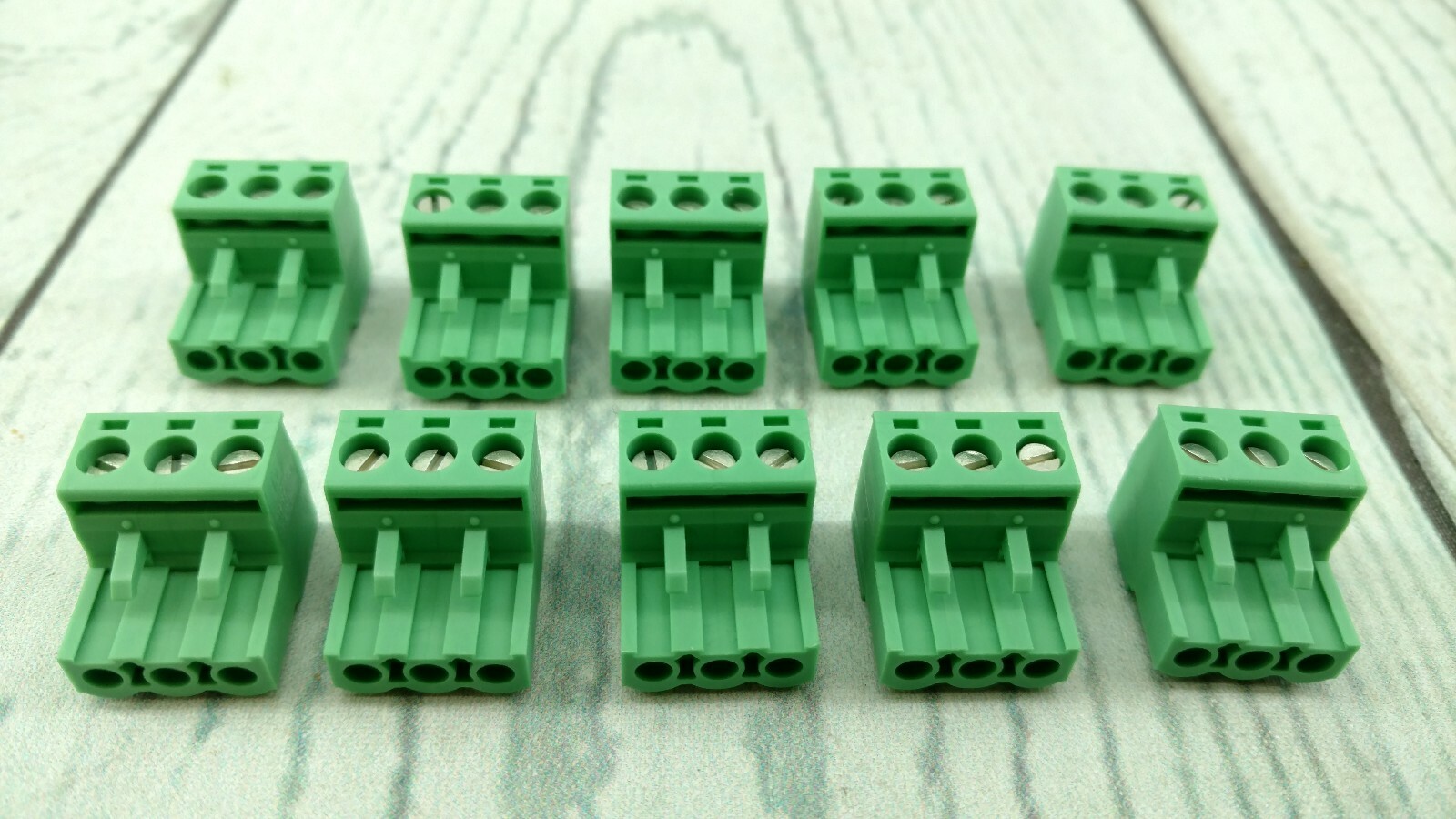 Lot of 10 / 3 pin - 5mm / Terminal Block Connector Male