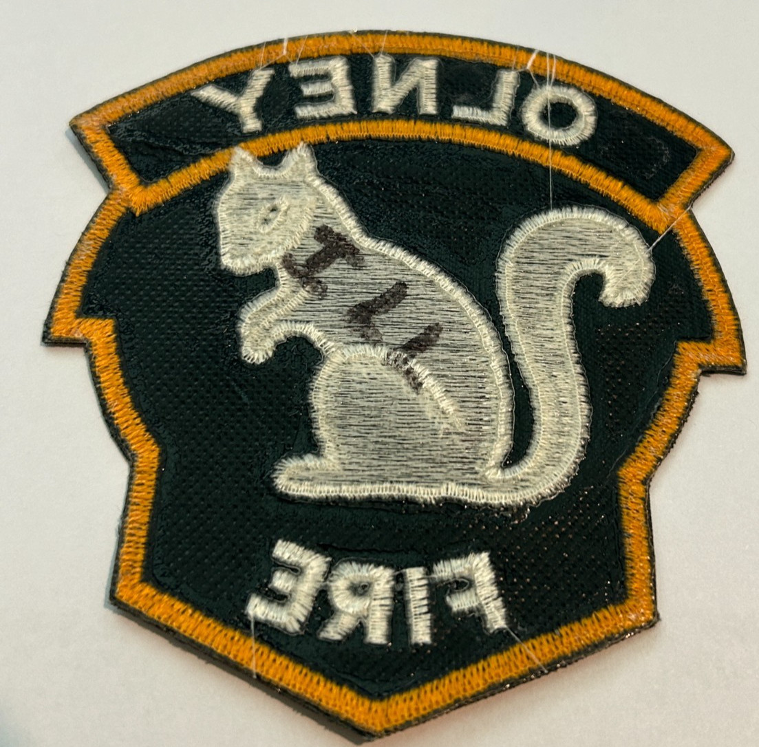 Olney Illinois Police Patch Gold Border Squirrel Unused