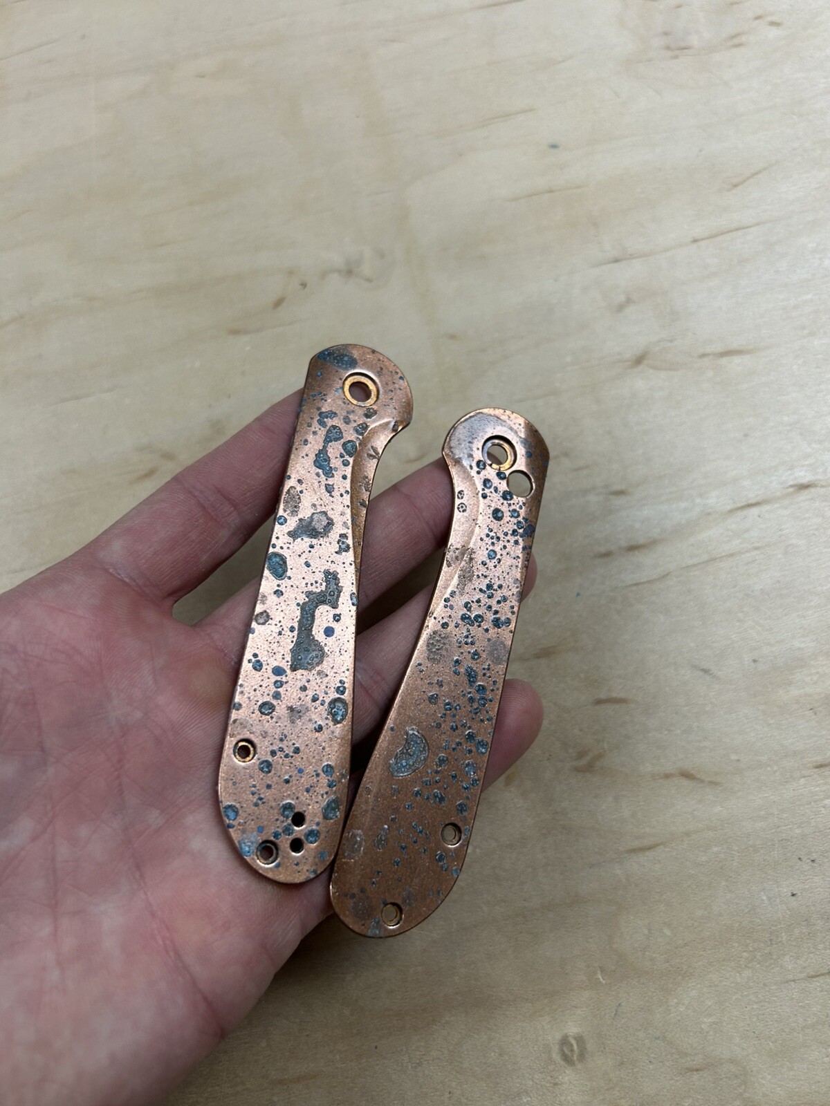 Nodak Custom “Sand Storm” Shipwreck Copper Civivi Button Lock Elementum Scales