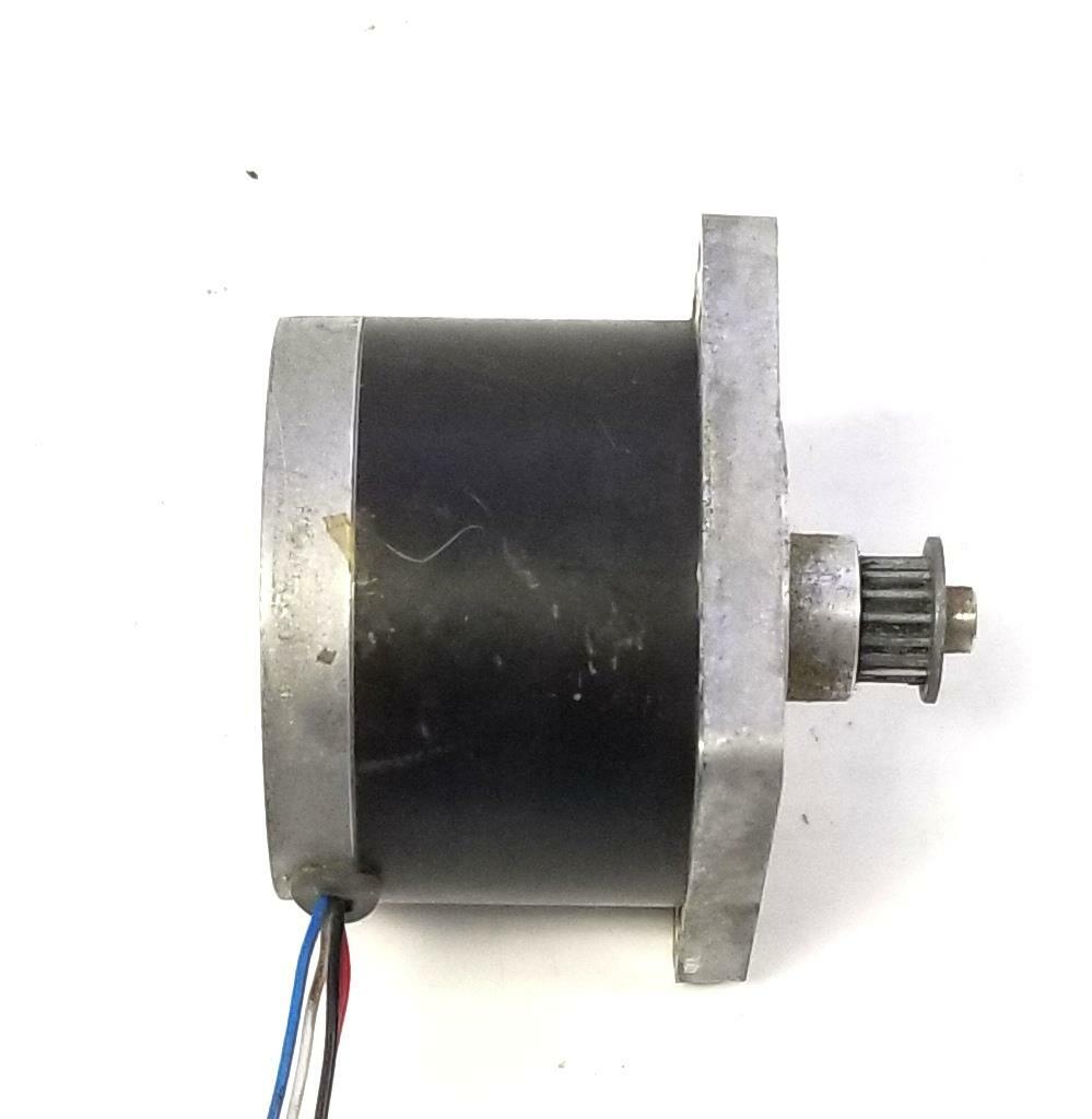 Janome Electric 2SH-06A46S Dynasyn Stepping Motor 1.8 Deg/Step 6 V 0.7 A