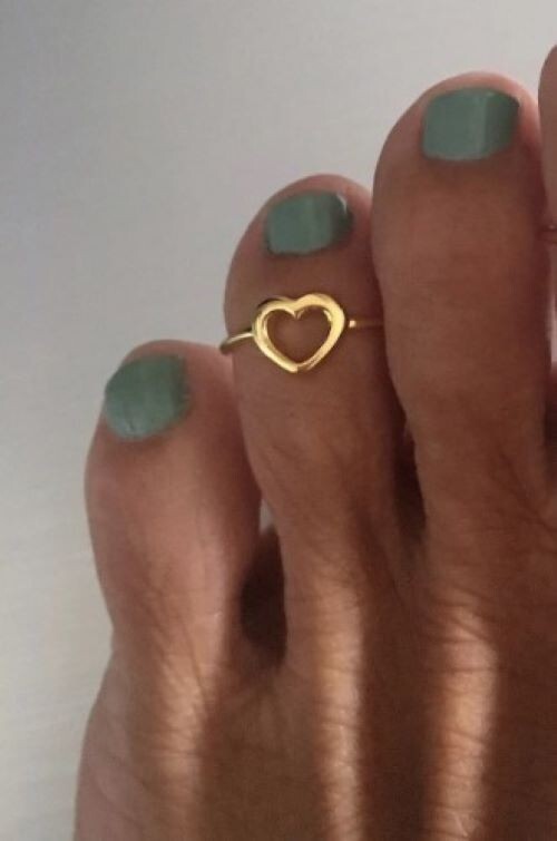 Birthday Gift For Women's Solid Metal Heart Toe Ring Yellow Gold Plated Silver
