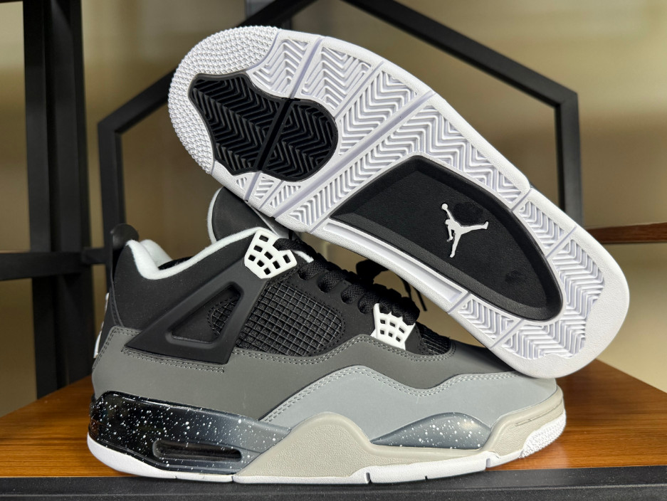 Jordan 4 Retro Fear  Men's US Size 7-12