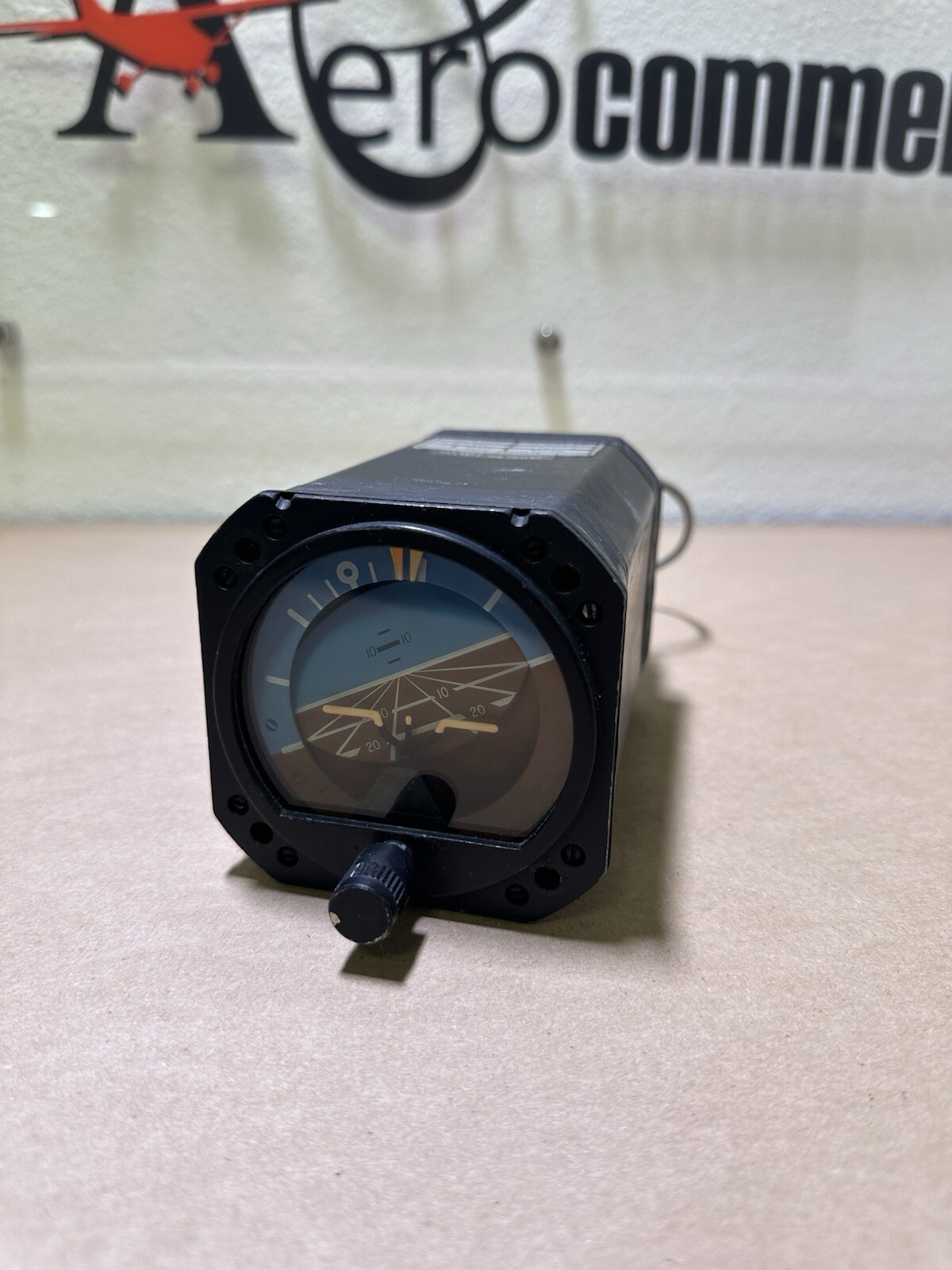 AIM Attitude Gyro 52D66 700-2CF (2665)