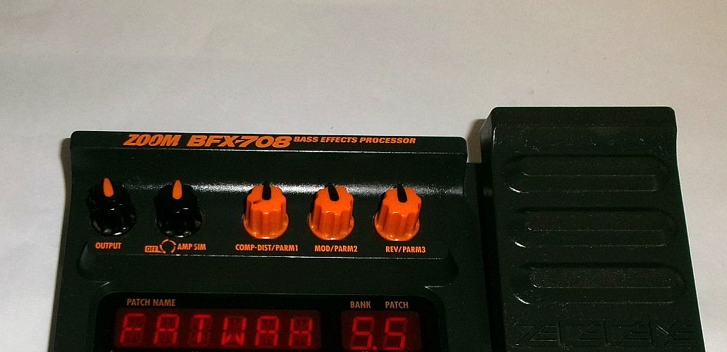 Zoom BFX-708 Bass Effects Processor tested
