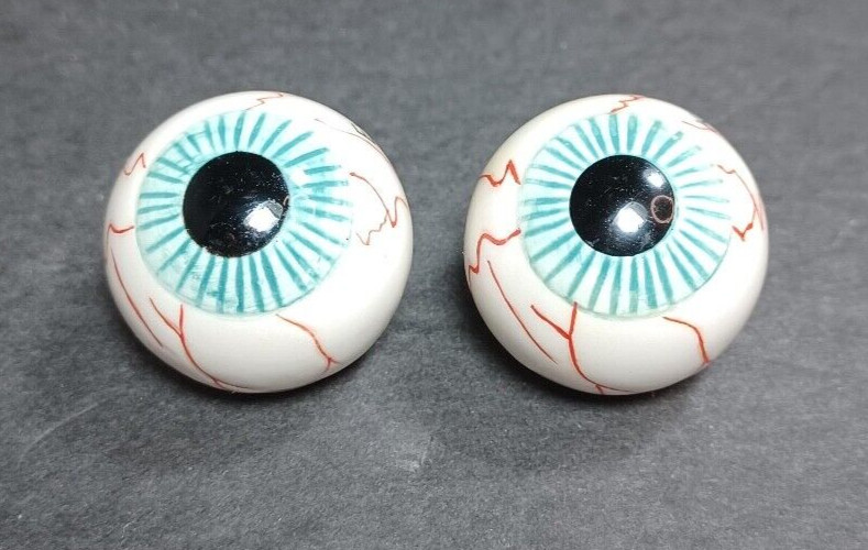 Dept 56 Halloween Blue Iris Eyeball Eye on the Ball Eye Out Set of 2 accessory