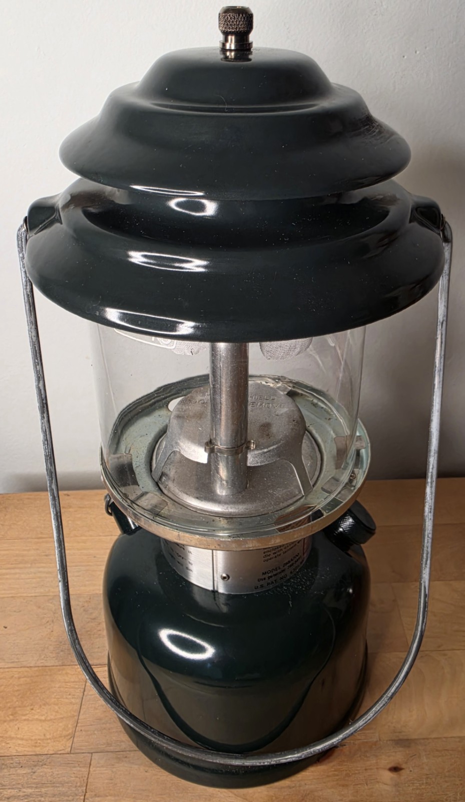 Coleman 288 Lantern with Box and Manual 288A700G Mint Condition Dated 8/89