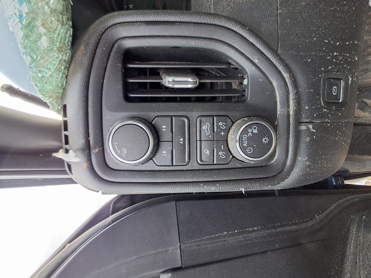 2024-25 SIERRA Fuse Box Engine OEM Assembly