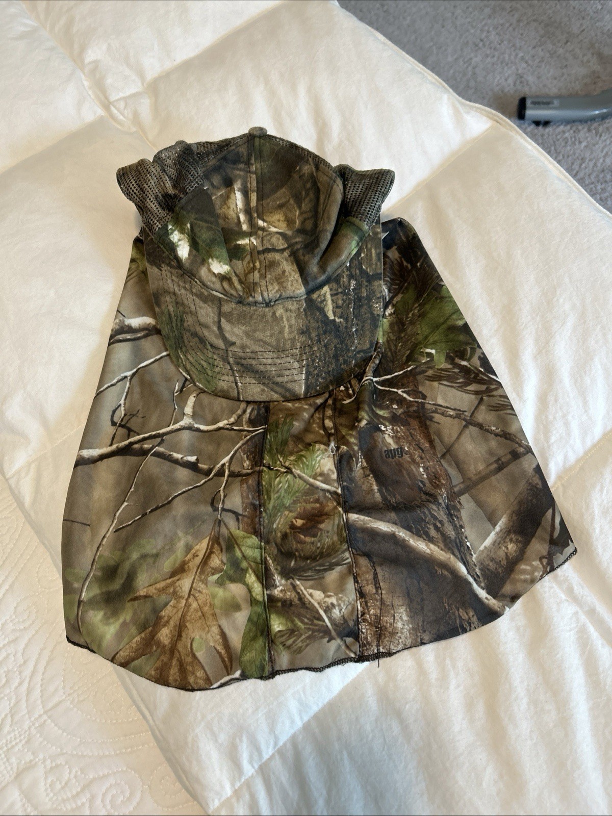 Mens Under Armour Realtree AP Camo Hat with Built in Neck Gaiter OSFA