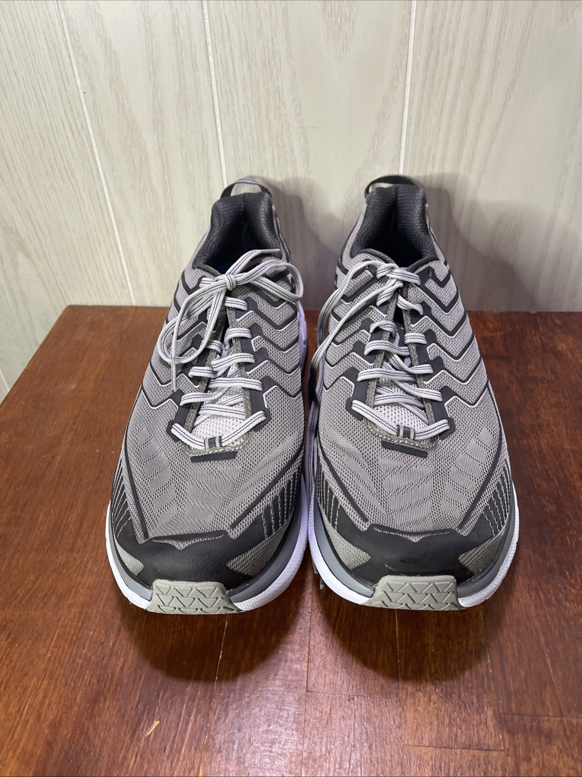 HOKA ONE One Clifton 4 Black White Lace-Up Sneakers Shoes MENS 13 EE GMCH