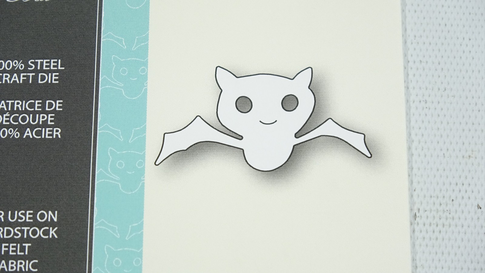 2017 Memory Box Whimsy Bat Halloween Craft Die 99876