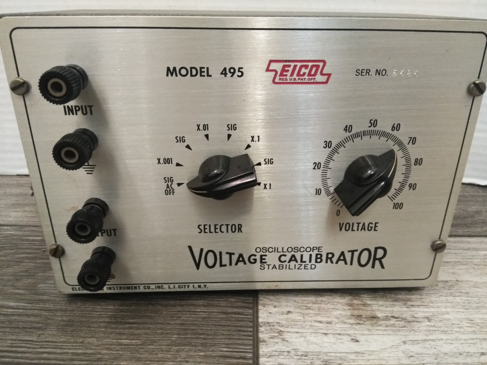 VTG. Eico Voltage Calibrator  Oscilloscope MODEL 495 (NEW OLD STOCK)