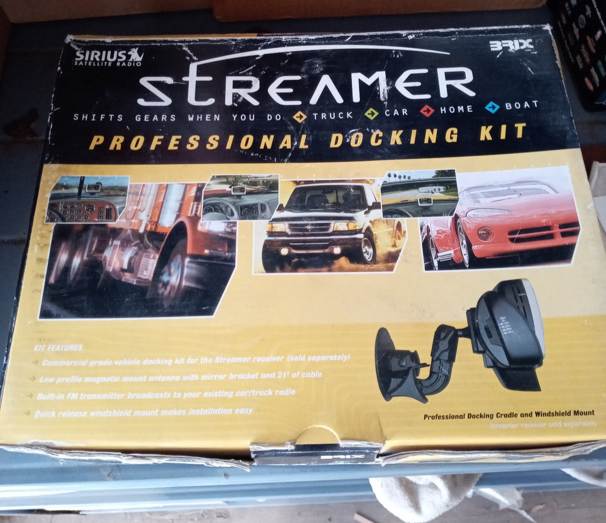 Sirius Streamer SIR-STRVK-1 Professional Docking Kit