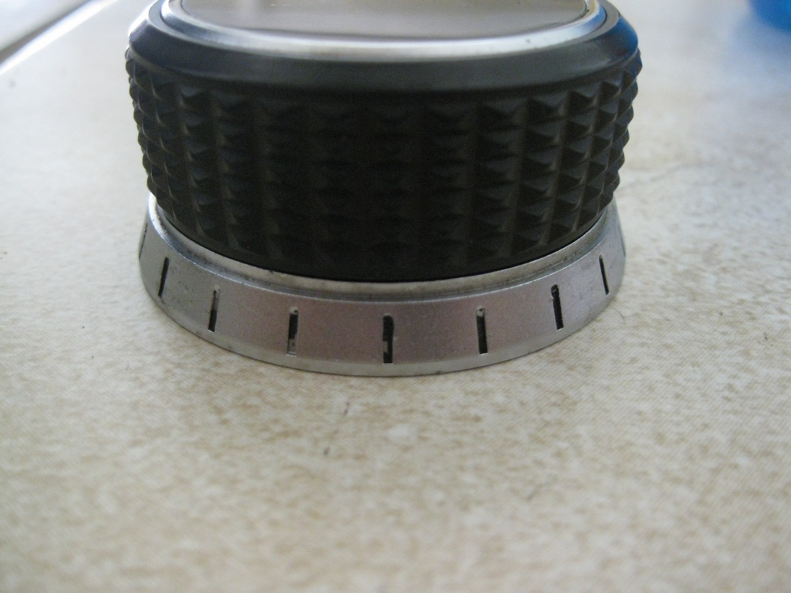 Kenwood TS-940S VFO knob in good shape with rubber grip ring