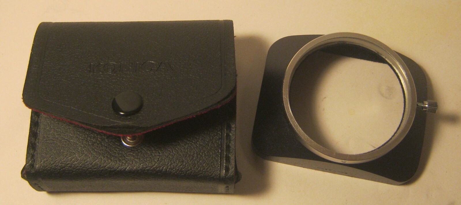 Vintage KONICA Adapter Ring 24mm to 28mm in Case!! MINT Condition!!!