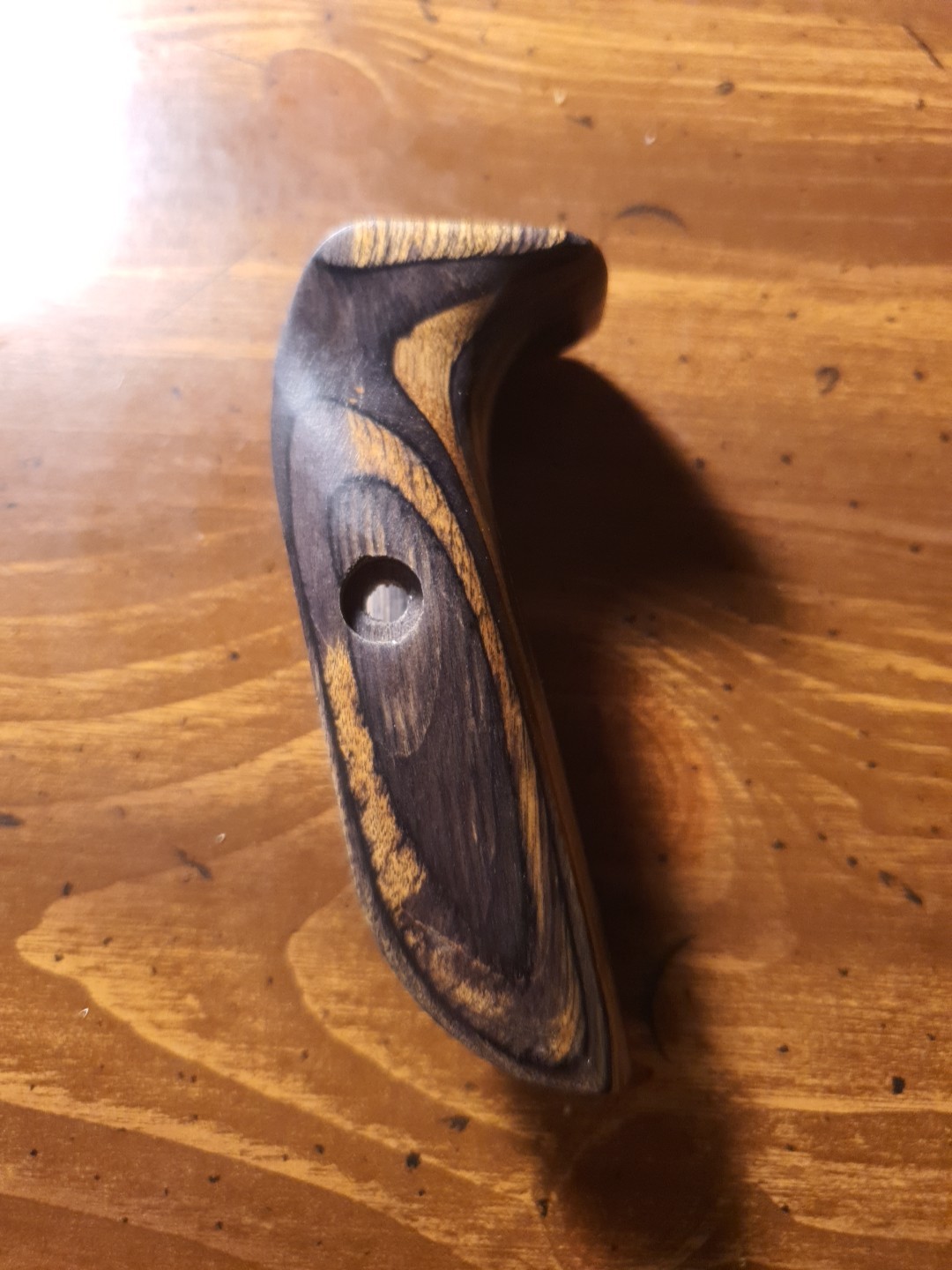 Hoyt Wooden Grip Right Hand