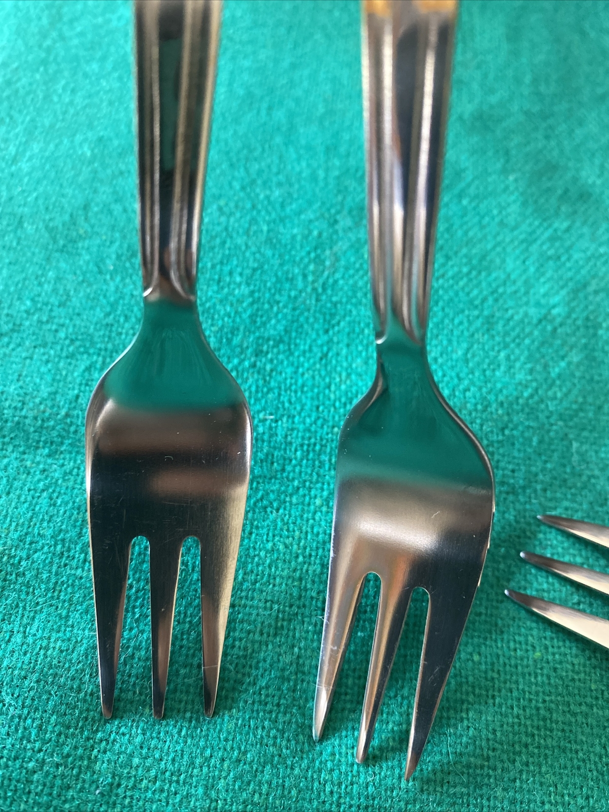 New 4 SOLIGEN GERMANY 18/10 Stainless & GOLD Accent Flatware Forks