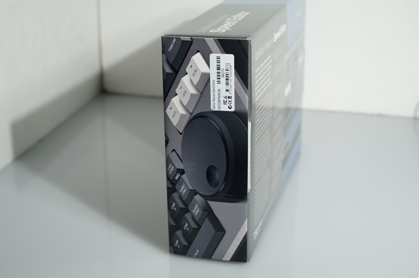 Blackmagic Design DaVinci Resolve Speed Editor Keyboard Video Editing New