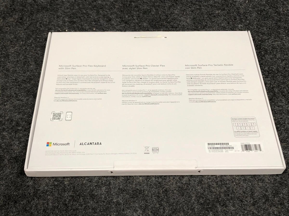 Microsoft Surface Slim Pen (2nd Edition) and Pro Flex Keyboard for Pro Sapphire