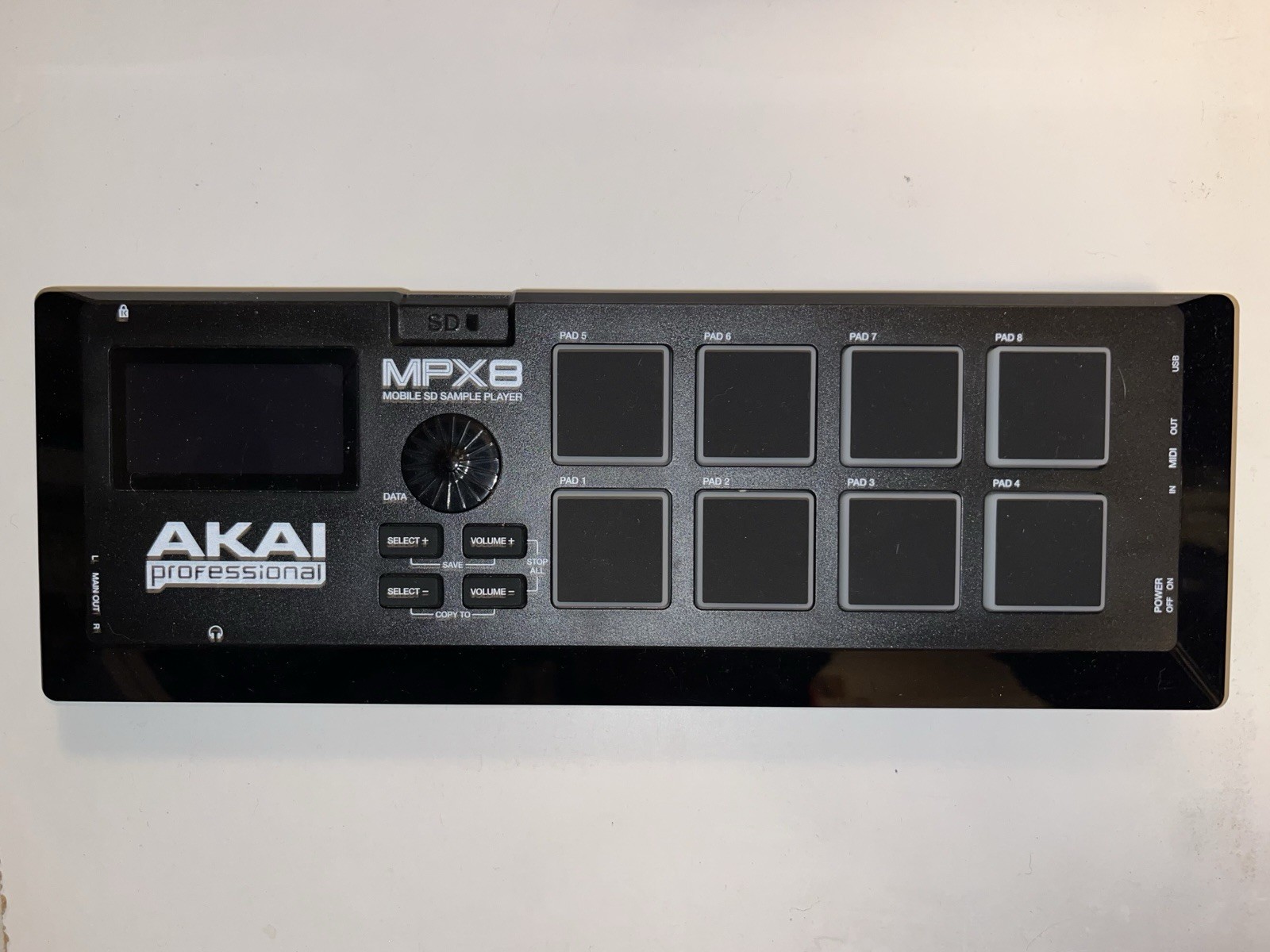 AKAI Professional MPX8 Portable Sample Pad Controller in Box