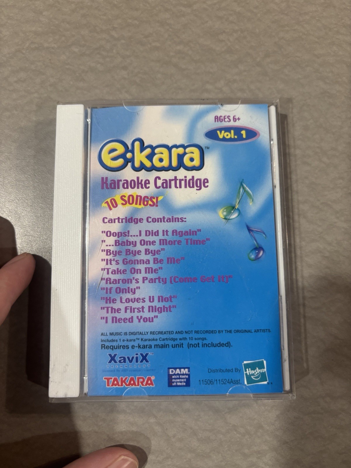 E-Kara Microphone With Two Cartridges