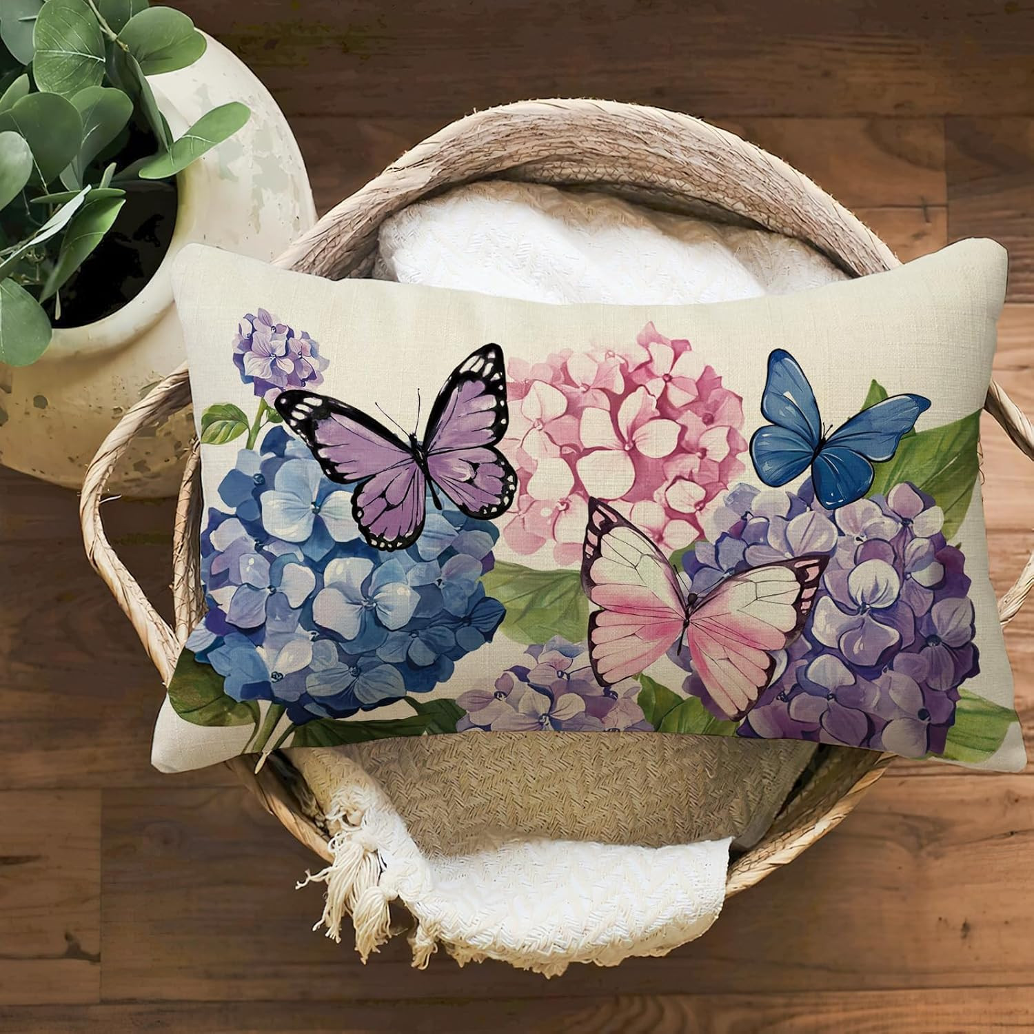 Spring Summer Lumbar Decorative Rectangle Pillow Cover 12 x 20, Hydrangea Flower
