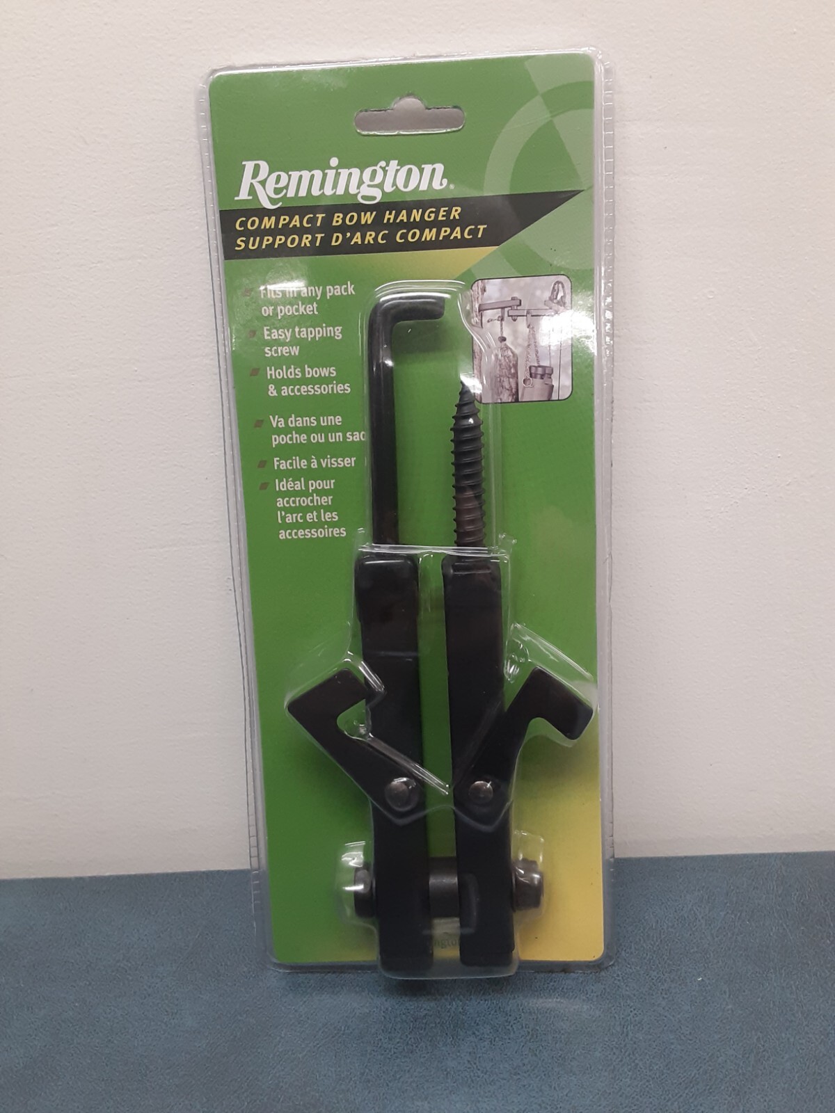 Remington Compact Bow Hangar/Holds Bows and Accessories/Black Metal - NEW