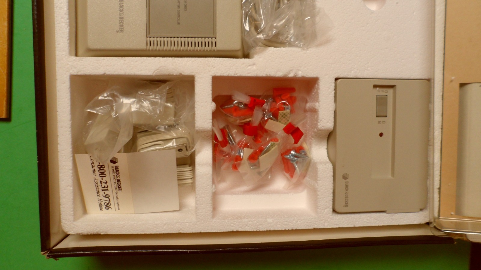 black & decker ome protector security system model 9105B
