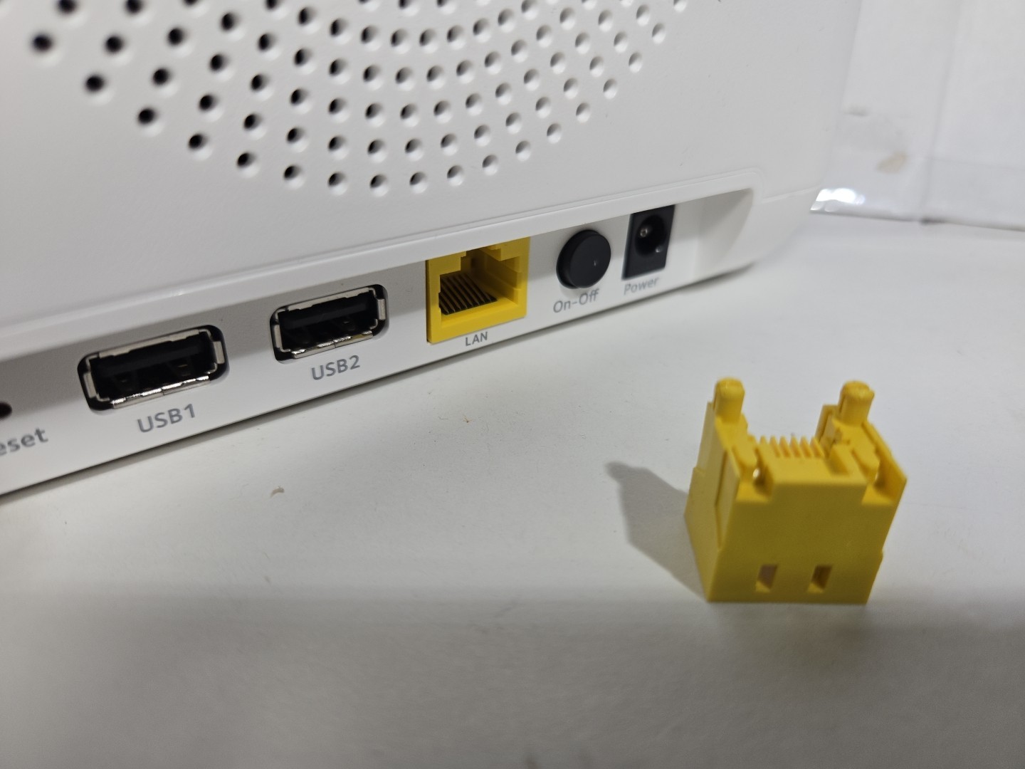 Netgear Arlo Pro VMB4000 Base Station Ethernet Jack Only