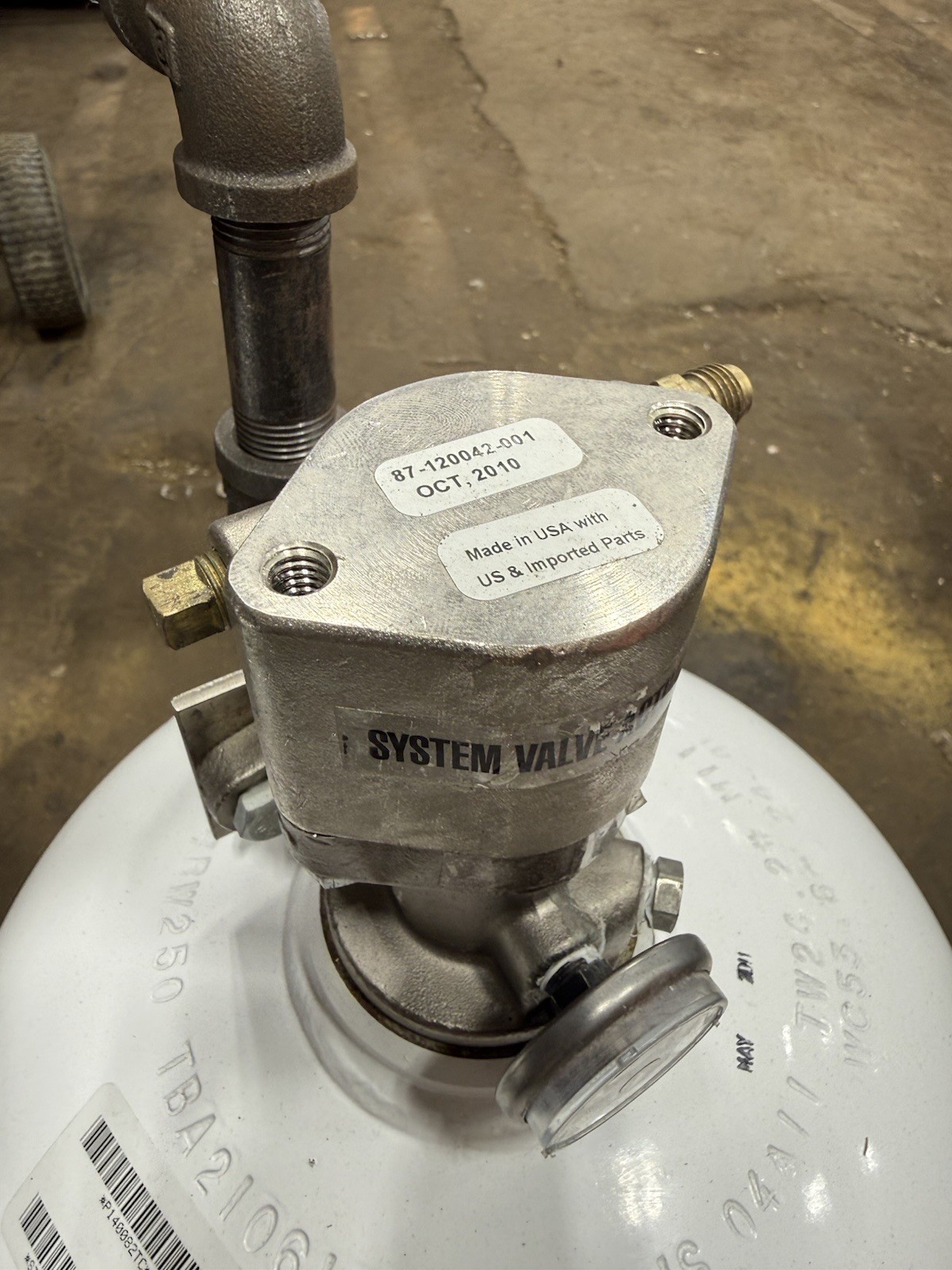 Kidde Kitchen Fire Suppression System WHDR400M 2 4 Gal Tanks XV Control Unit