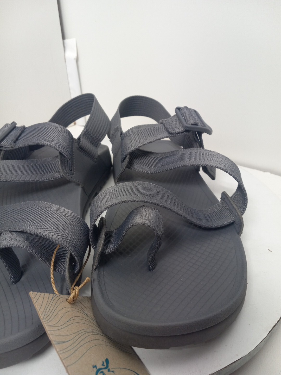 Chaco Lowdown 2 Mens Sz 12 Gray Strappy Trail Hiking Toe Loop Sandals