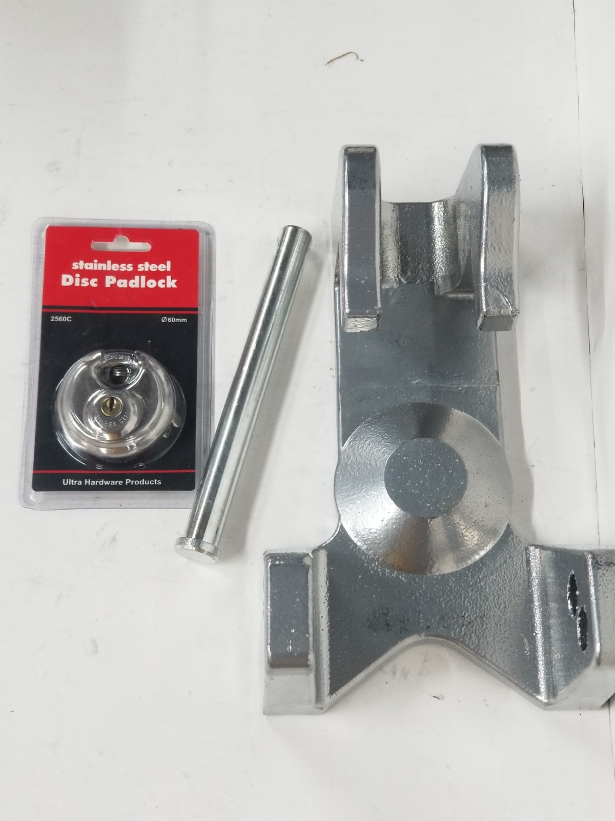 Gooseneck Trailer Lock With Keyed Lock