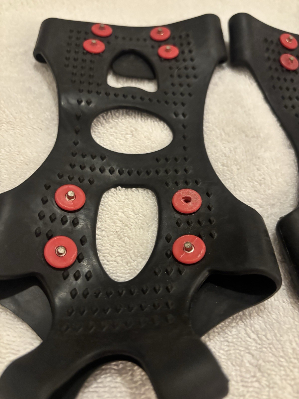 Action Traction Ice Cleats Size Large Color Black