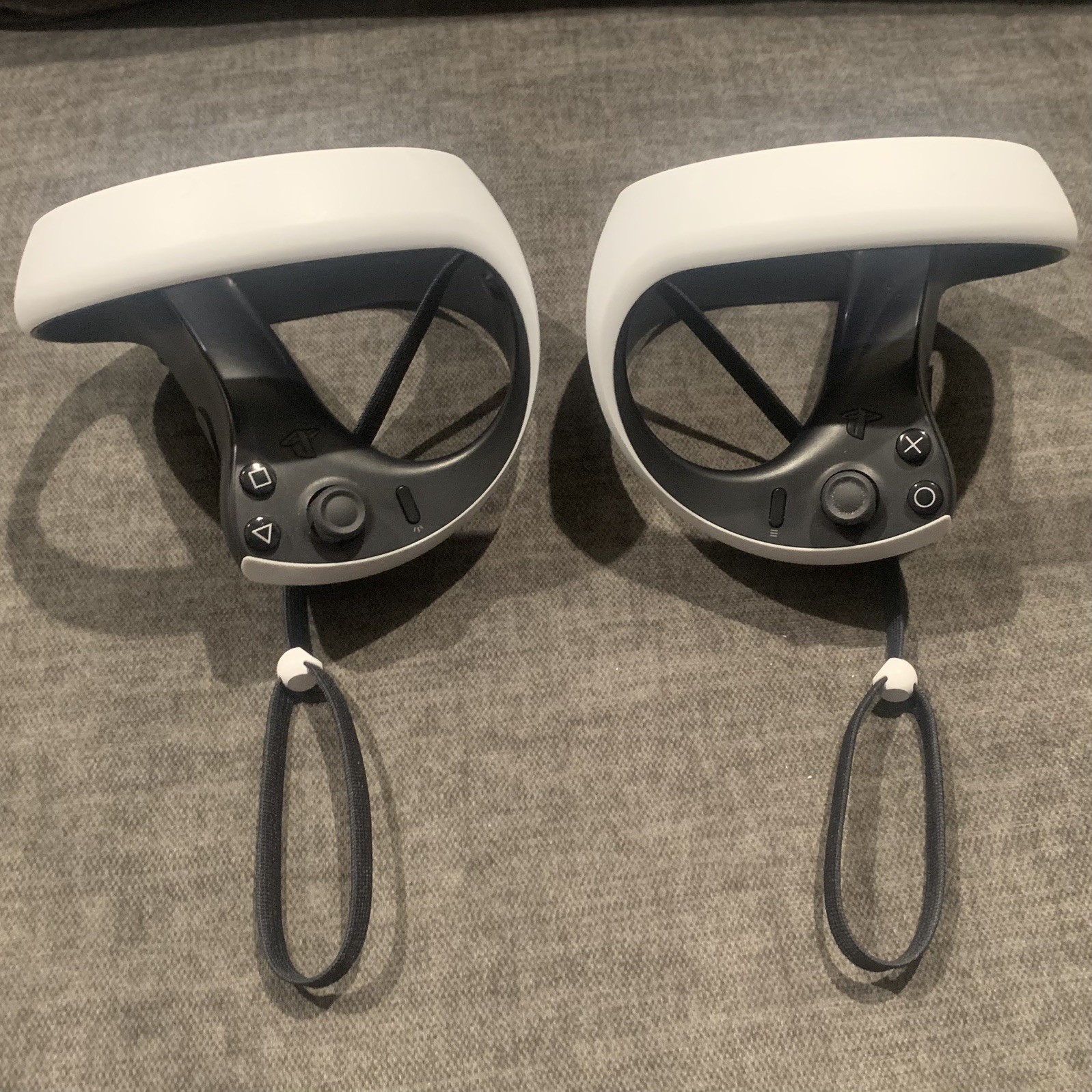 Sony PlayStation 5 PSVR2 Bundle w/ Official Charging Dock, Great Condition